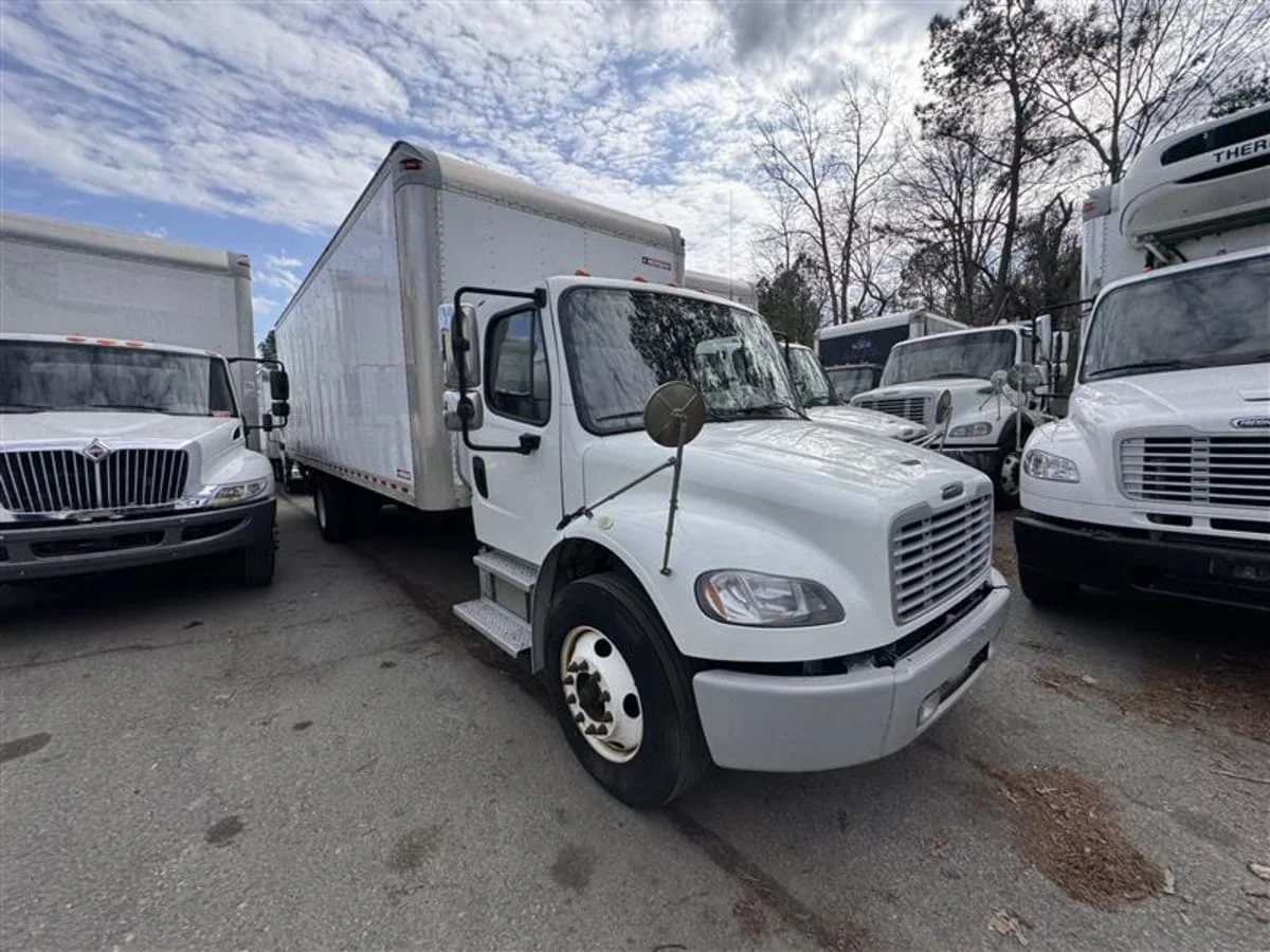 2020 Freightliner M2 106 in Ashland, VA — photo 3