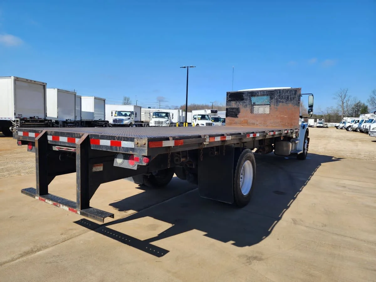 2019 Freightliner M2 106 in Greensboro, NC — photo 4