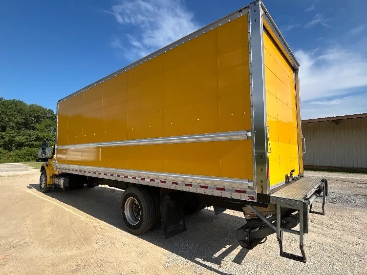 2019 Freightliner eM2 in Pensacola, FL — photo 6