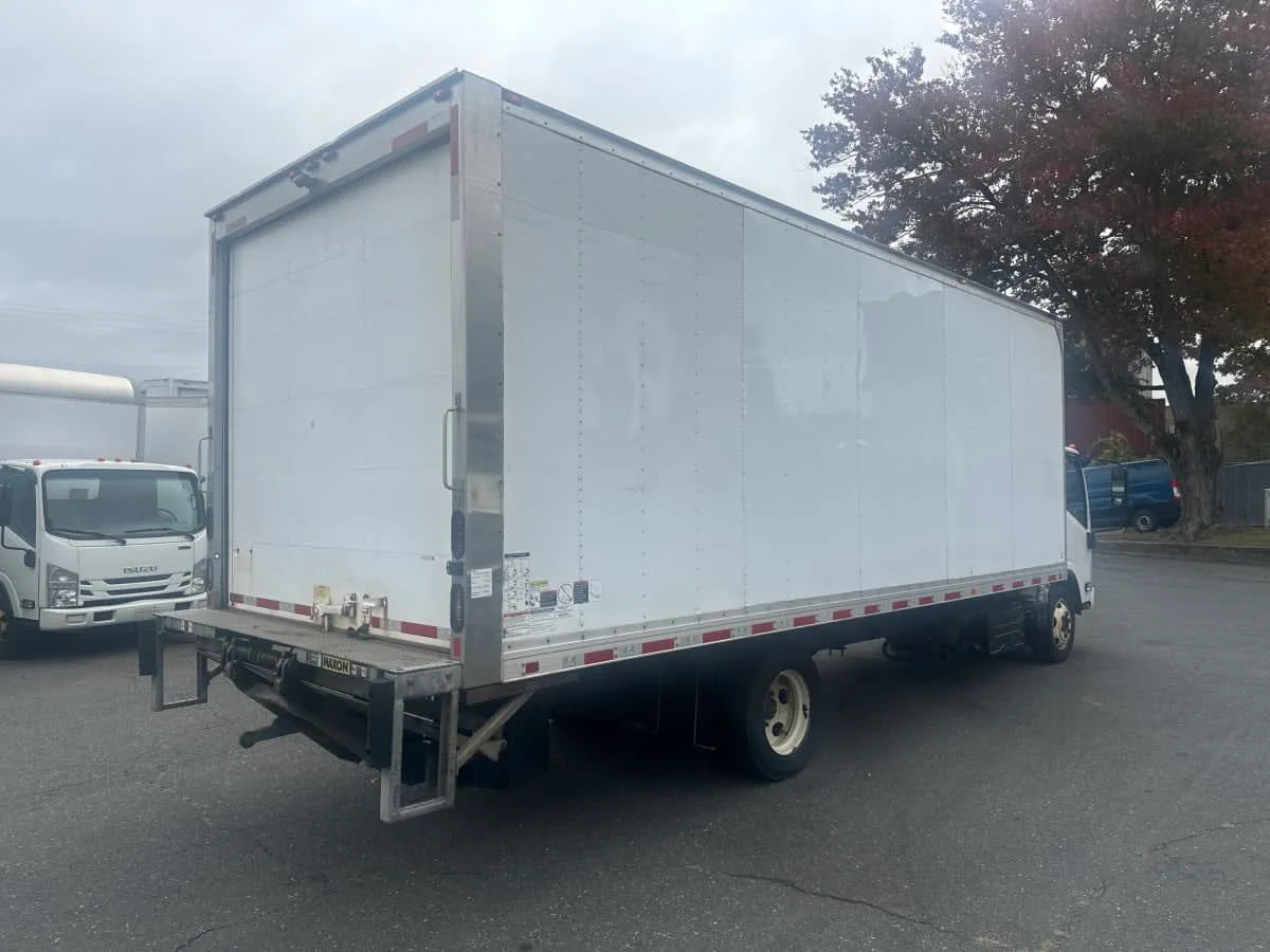 2020 Isuzu NQR in Springfield, MA — photo 4