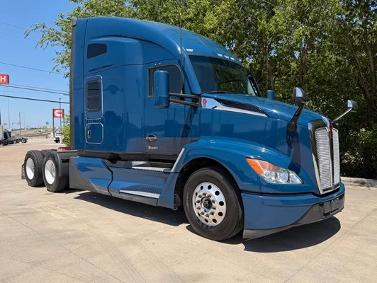 2023 Kenworth T680 in Fort Worth, TX