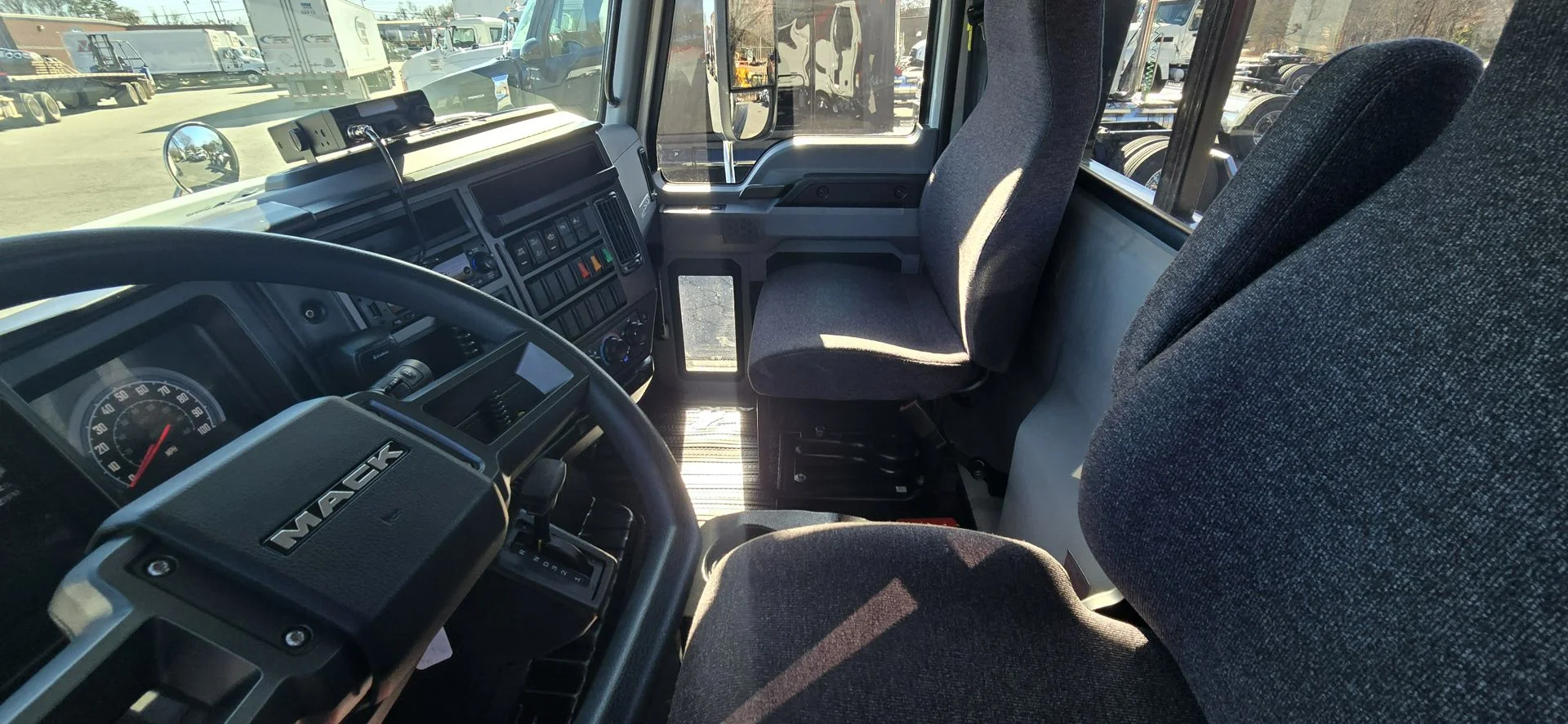 2024 Mack MD - image 30