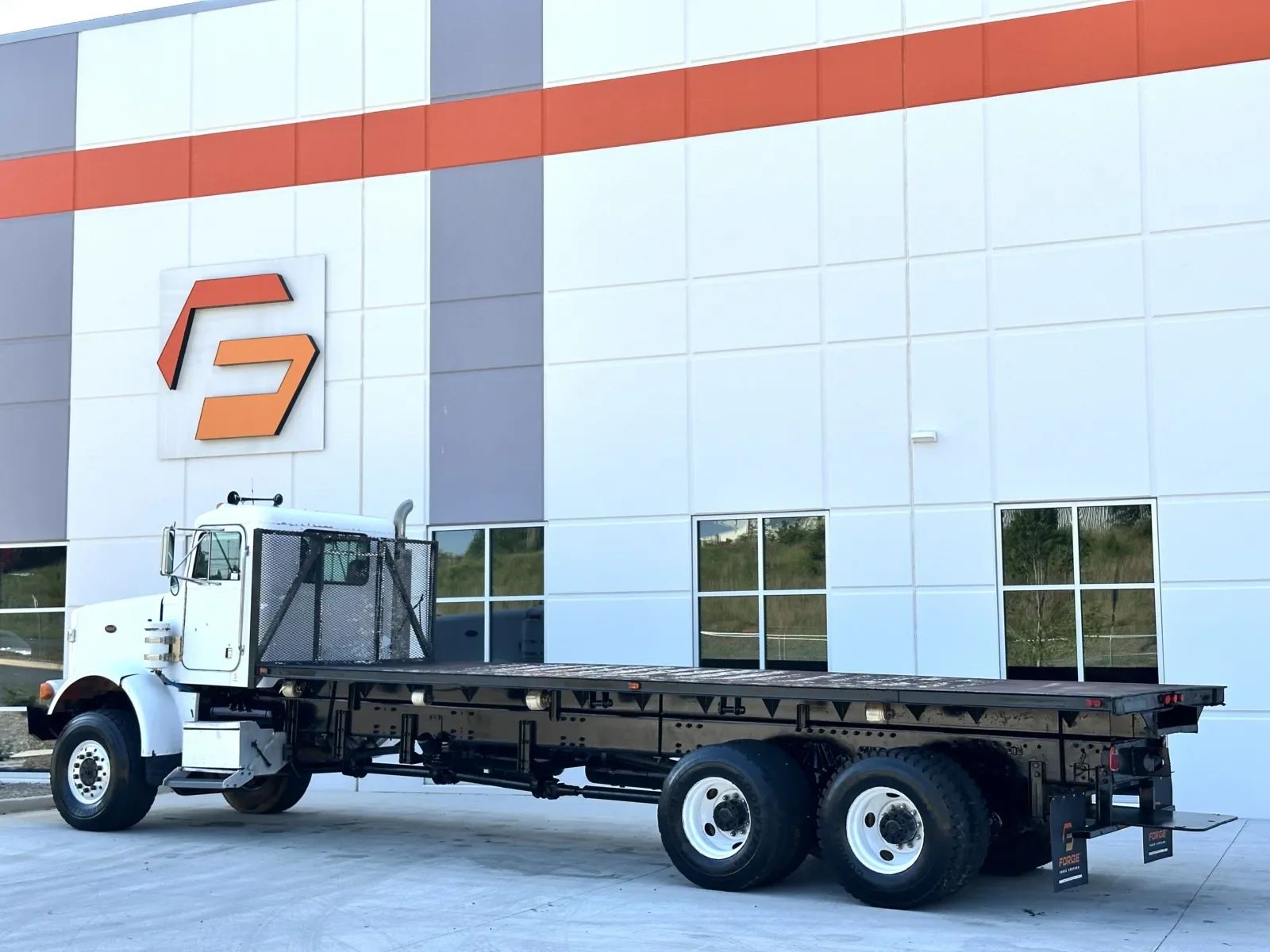 2000 Peterbilt in Greer, SC — photo 6