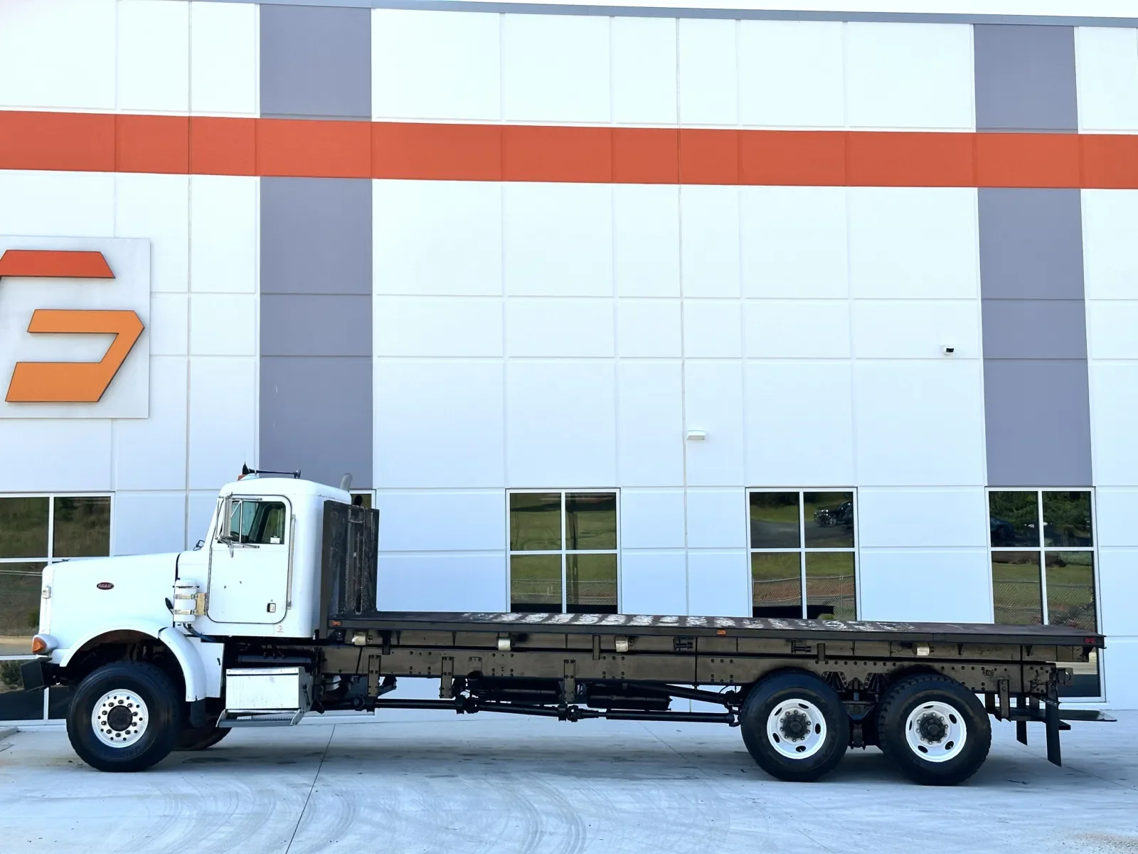 2000 Peterbilt in Greer, SC — photo 4