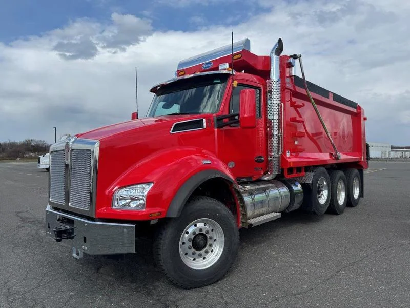 2025 Kenworth T880 in Monticello, NY