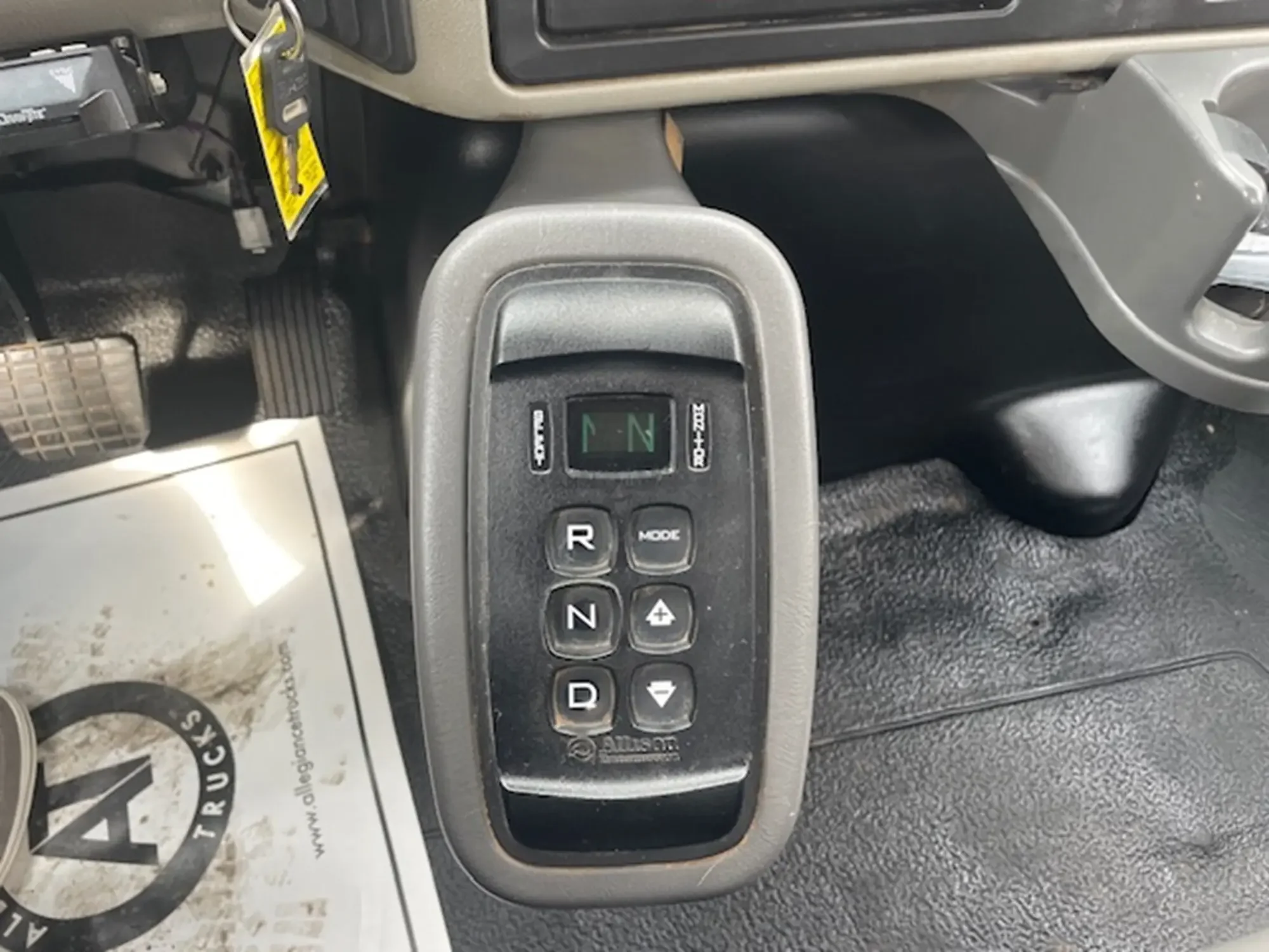 2019 International 4300 - image 25
