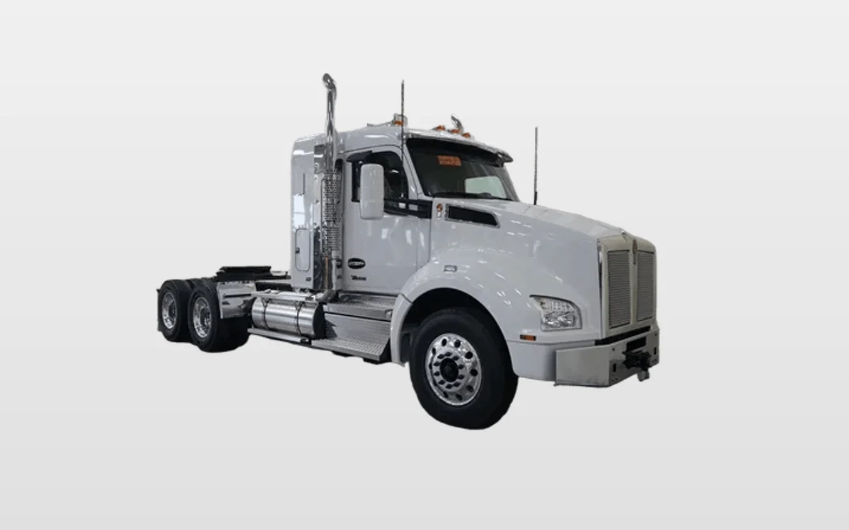 2026 Kenworth T880 - image 1