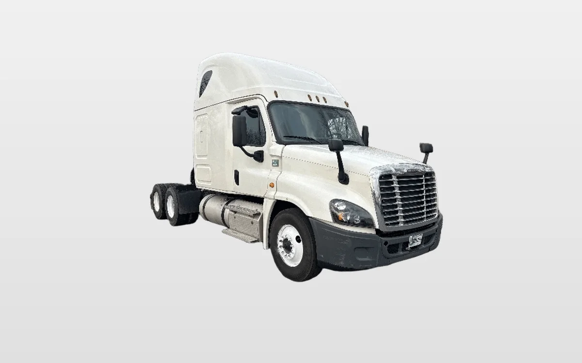 2020 Freightliner Cascadia - image 1