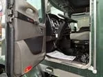 2010 Kenworth T800 - image 46