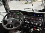 2010 Kenworth T800 - image 43