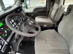 2010 Kenworth T800 - image 49