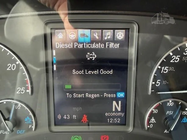 2022 Freightliner Cascadia - image 20