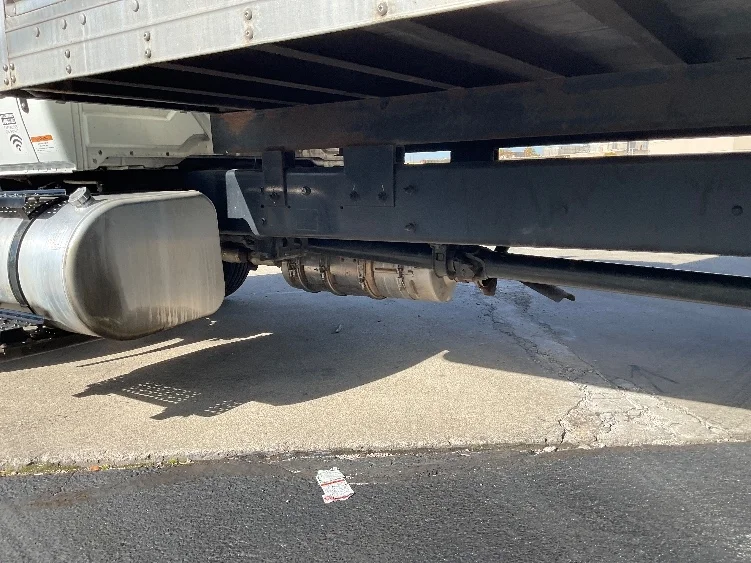 2022 International MV - image 5