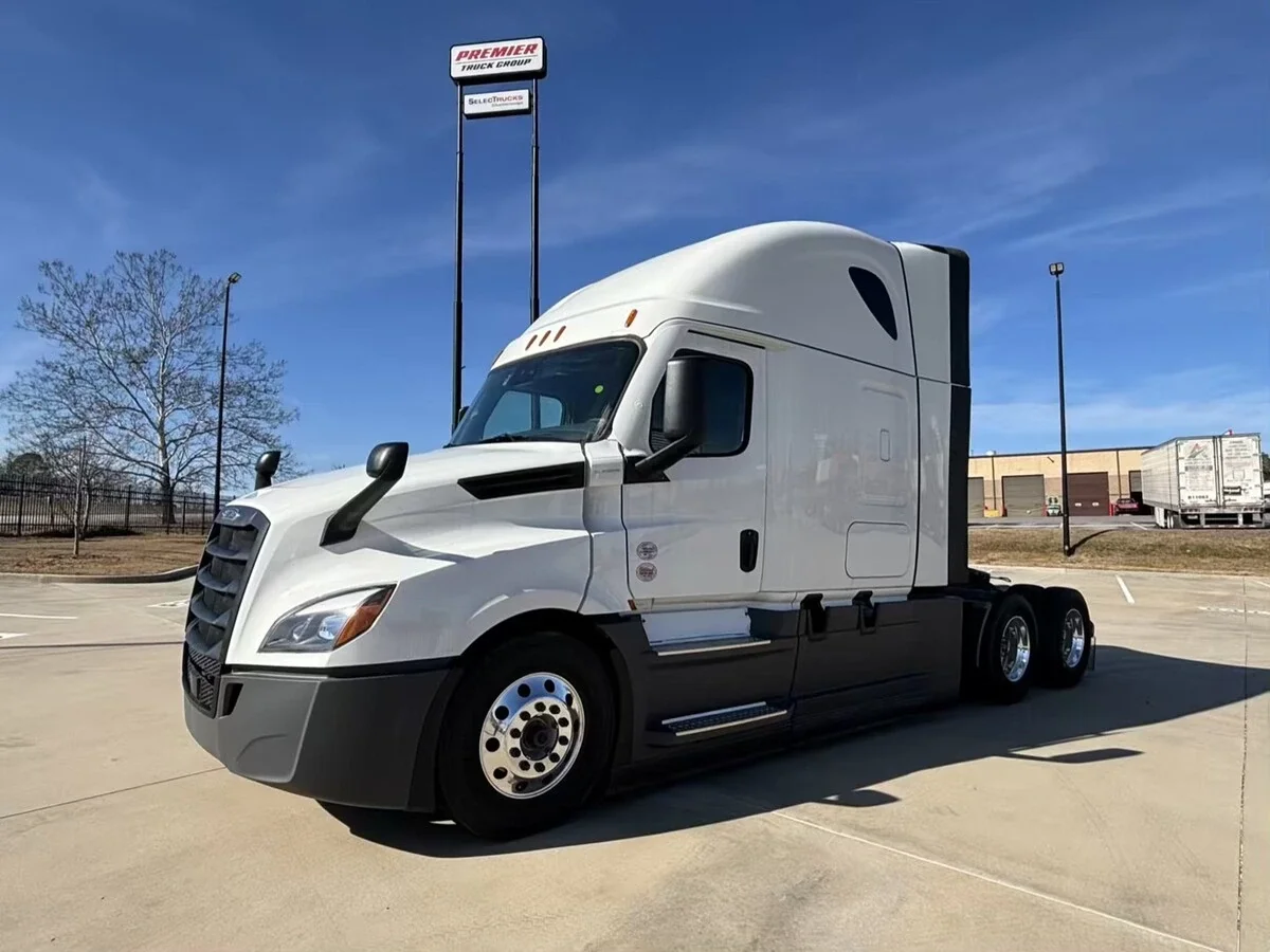 2026 Freightliner Cascadia - image 2
