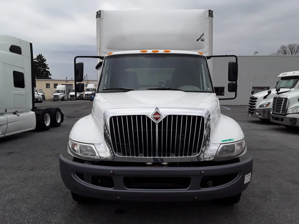 2019 International 4300 in Allentown, PA — photo 2