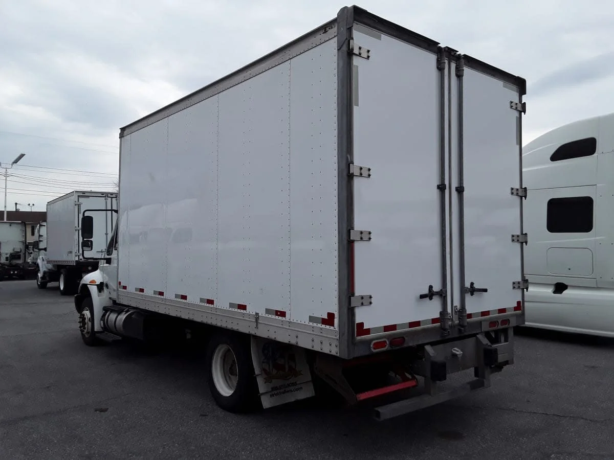 2019 International 4300 in Allentown, PA — photo 6