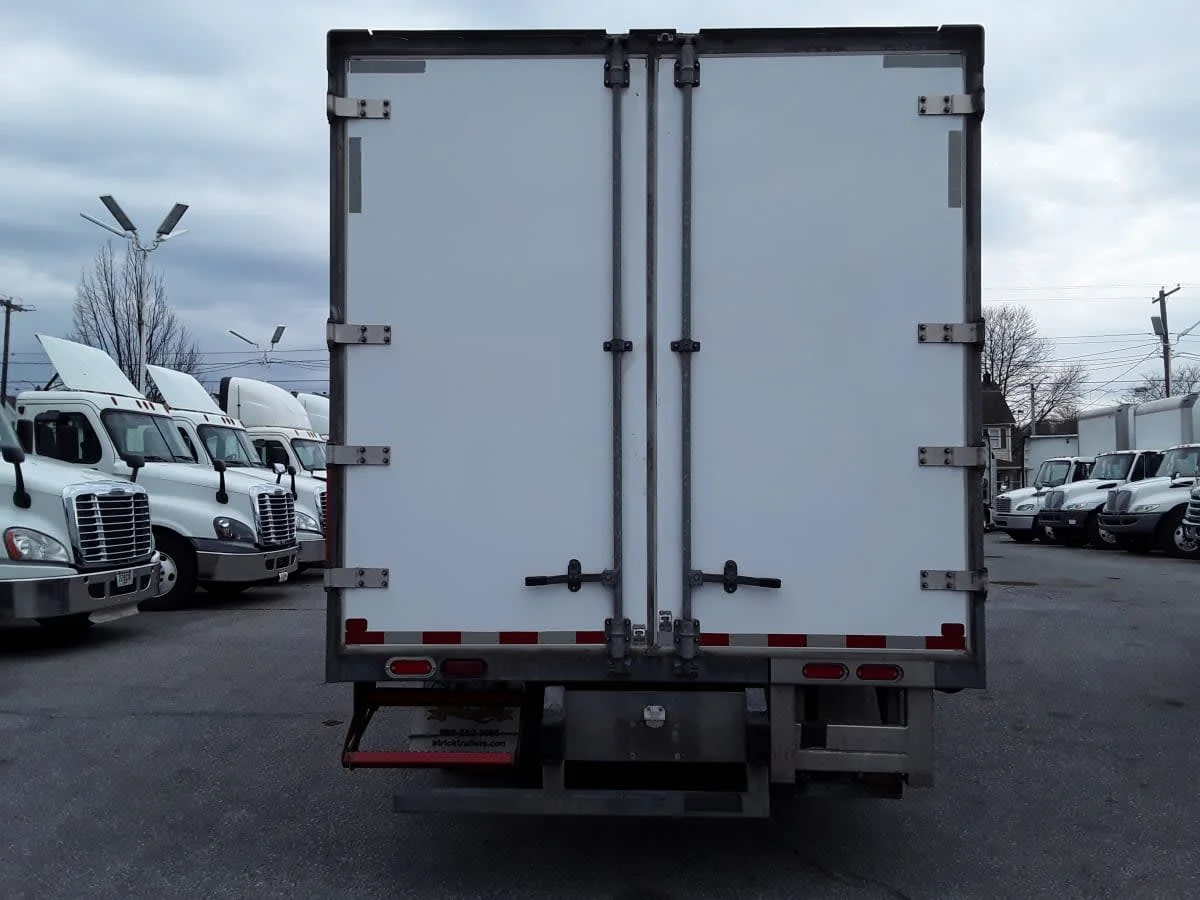 2019 International 4300 in Allentown, PA — photo 5