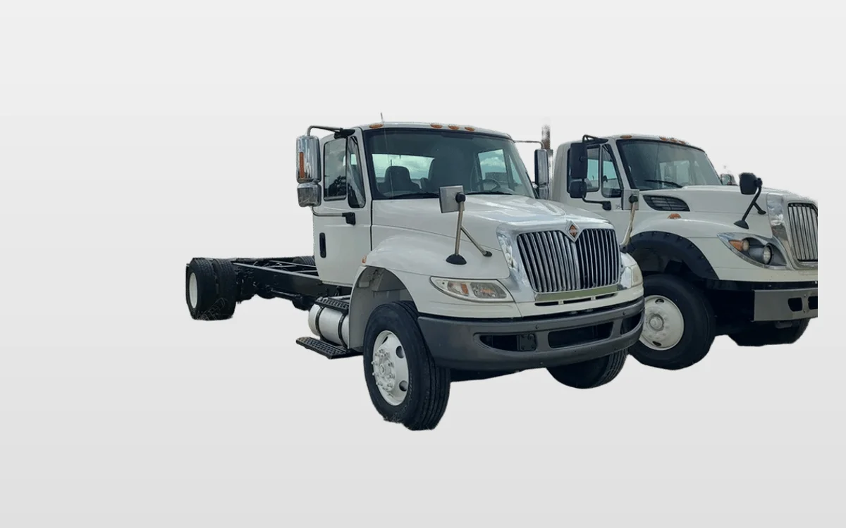 2018 International 4300 - image 1