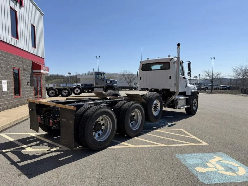 2027 Freightliner in Pittsburgh, PA — photo 4