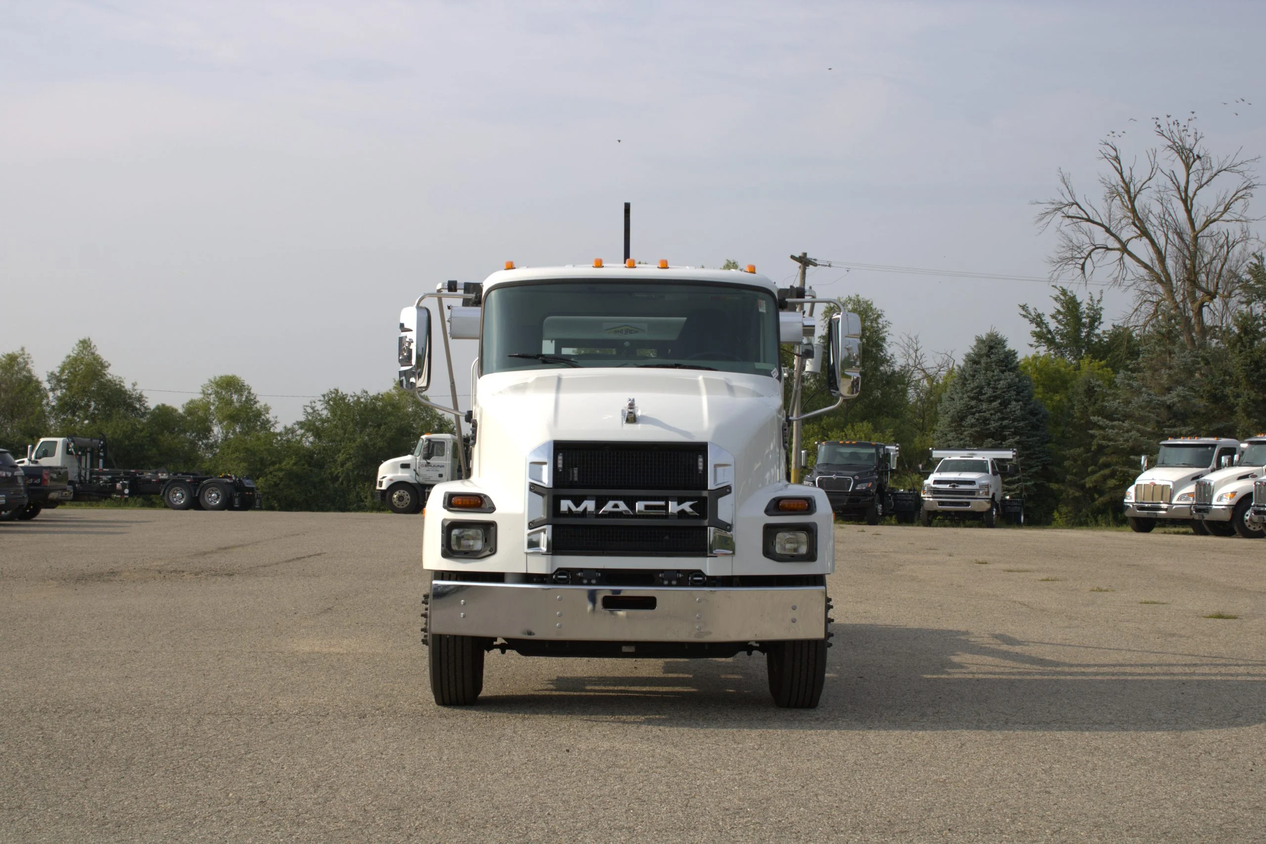 2026 Mack MD — photo 2