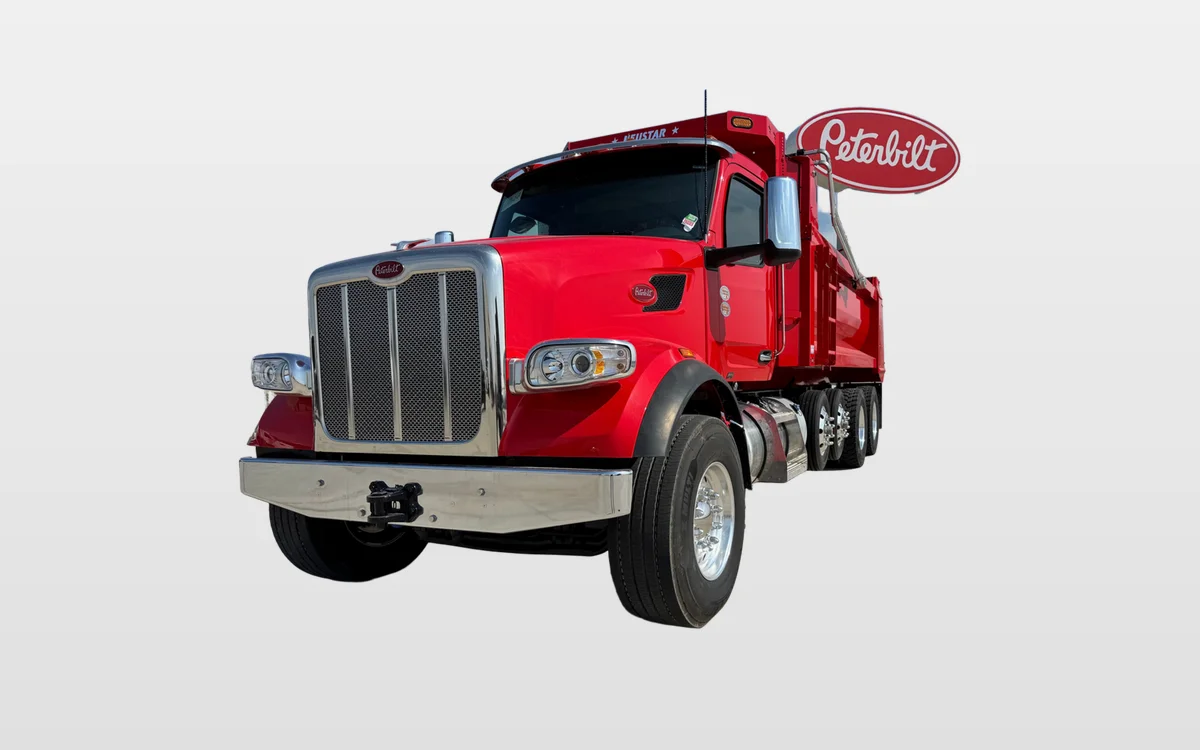 2025 Peterbilt 567 - image 1