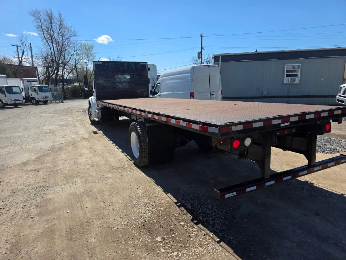 2016 Freightliner M2 106 - image 6