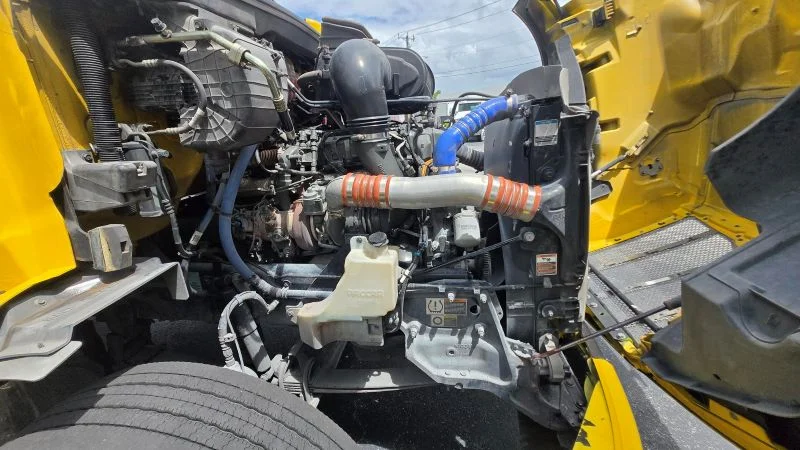 2024 Peterbilt 579 in Fort Lauderdale, FL — photo 10