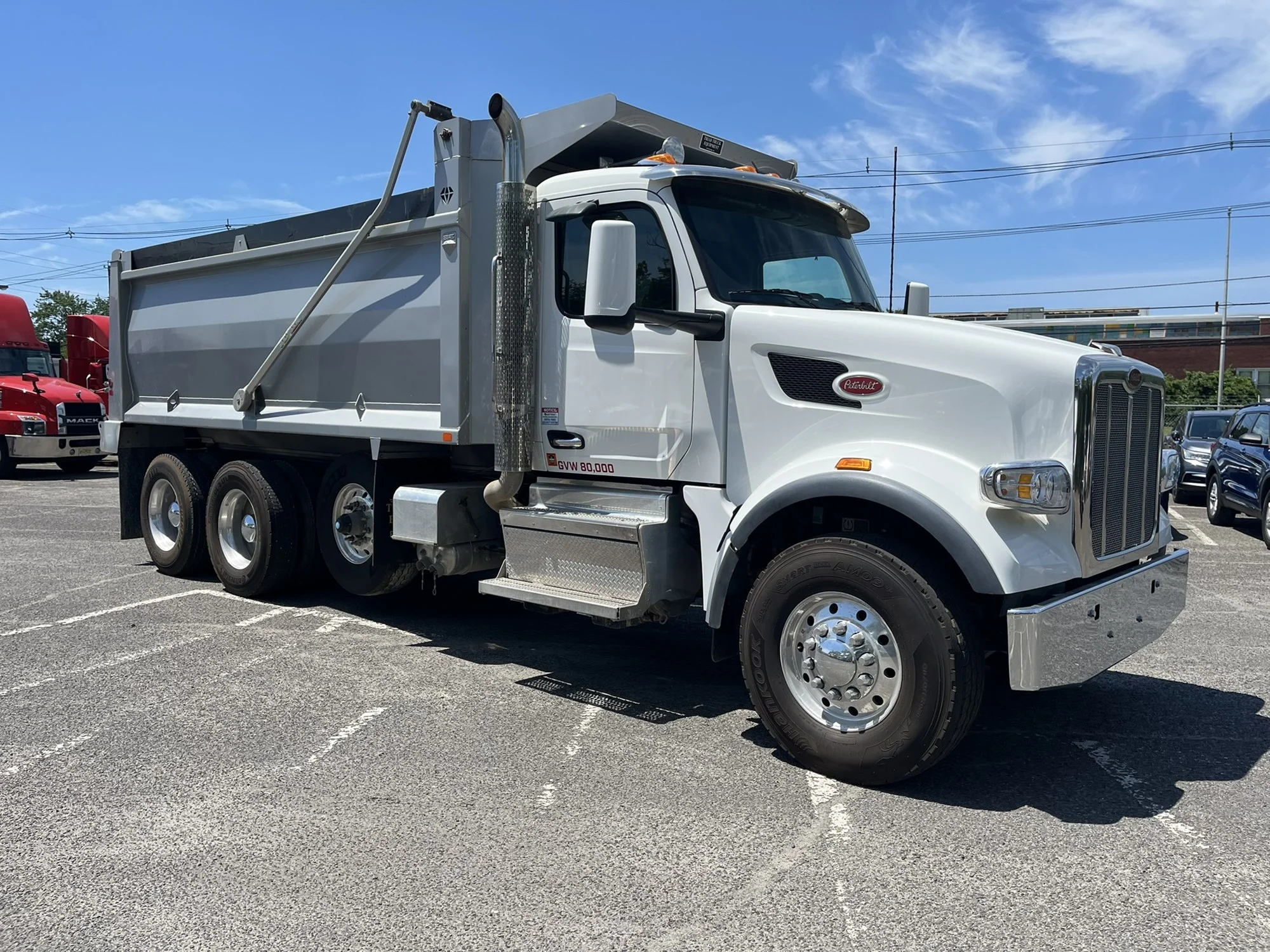 2025 Peterbilt in Pennsauken, NJ — photo 3