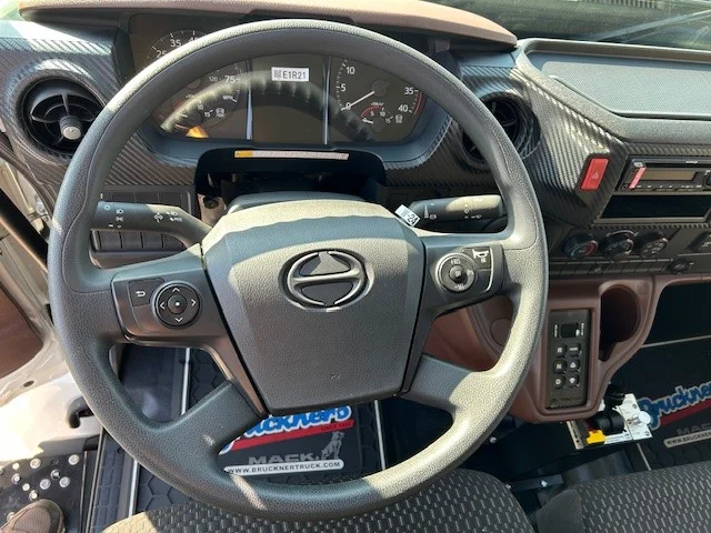 2025 Hino L7 in Lowell, AR — photo 8