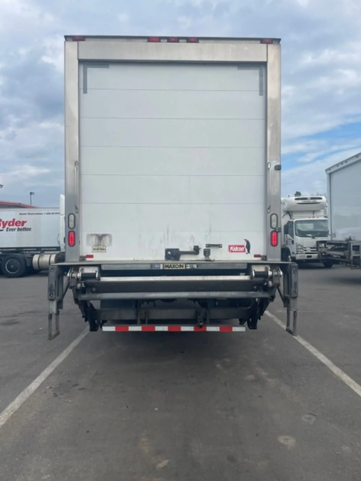 2020 Freightliner M2 106 in Farmingdale, NY — photo 5