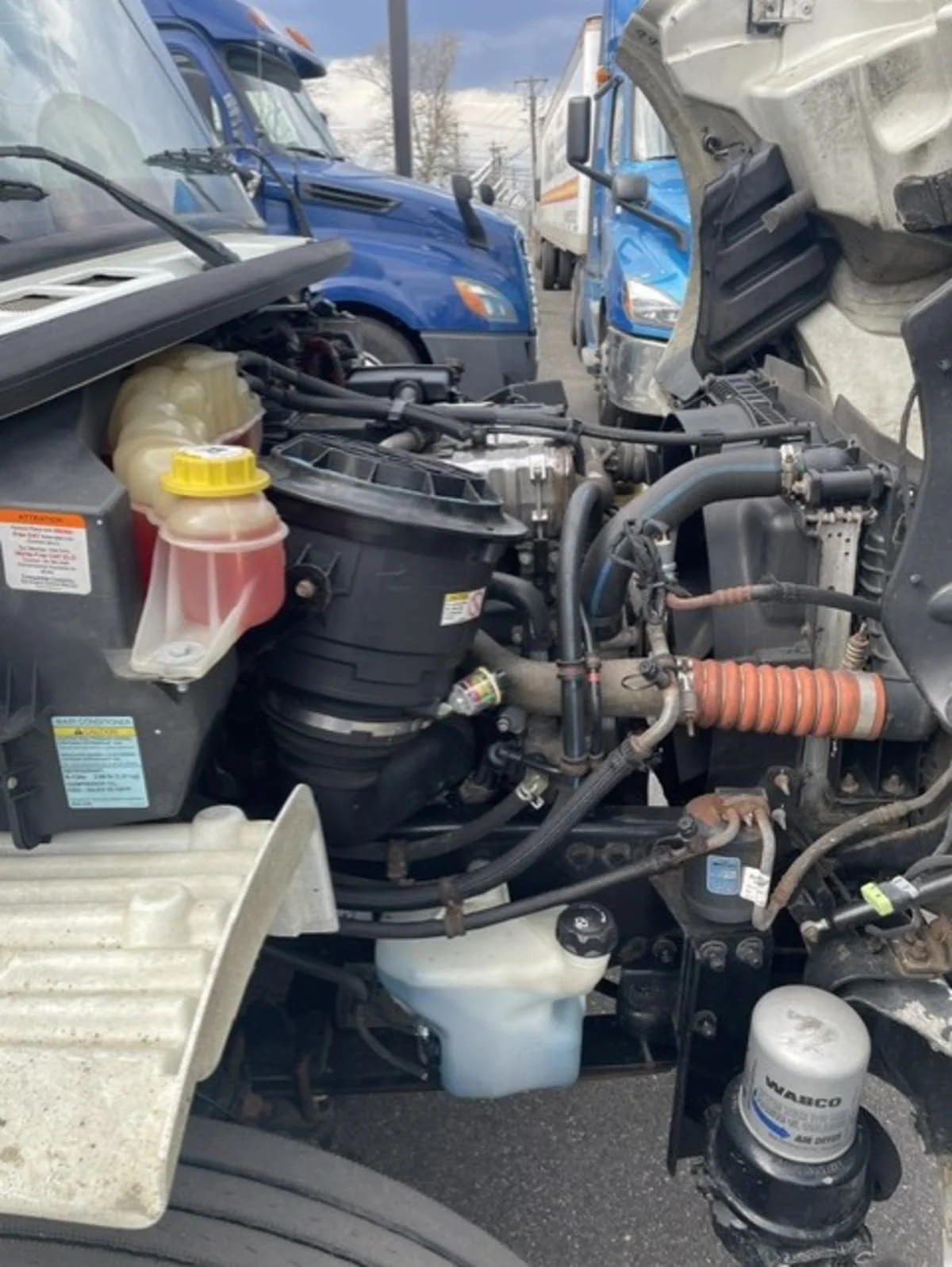 2020 Freightliner M2 106 in Farmingdale, NY — photo 15
