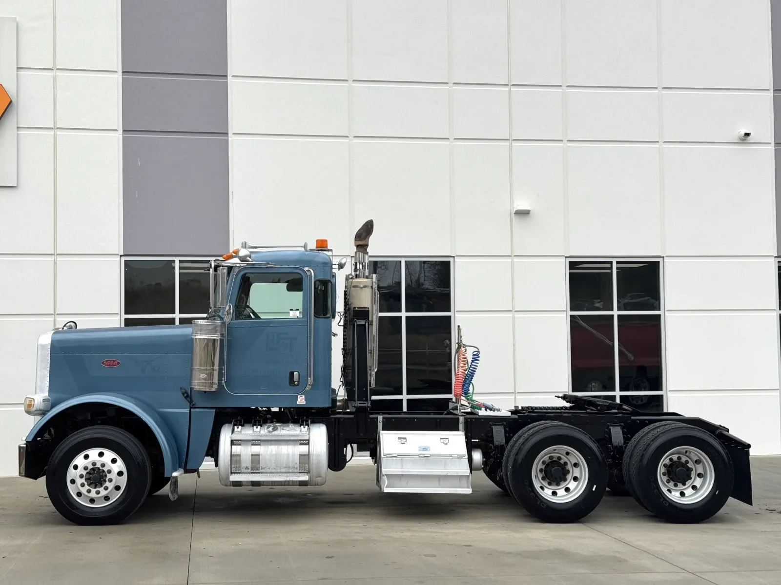 2009 Peterbilt 388 in Greer, SC — photo 4