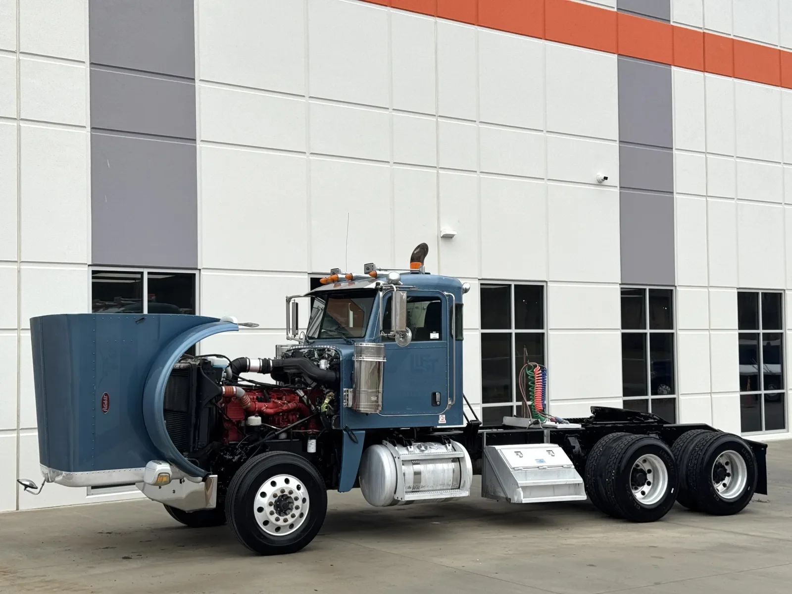 2009 Peterbilt 388 in Greer, SC — photo 10