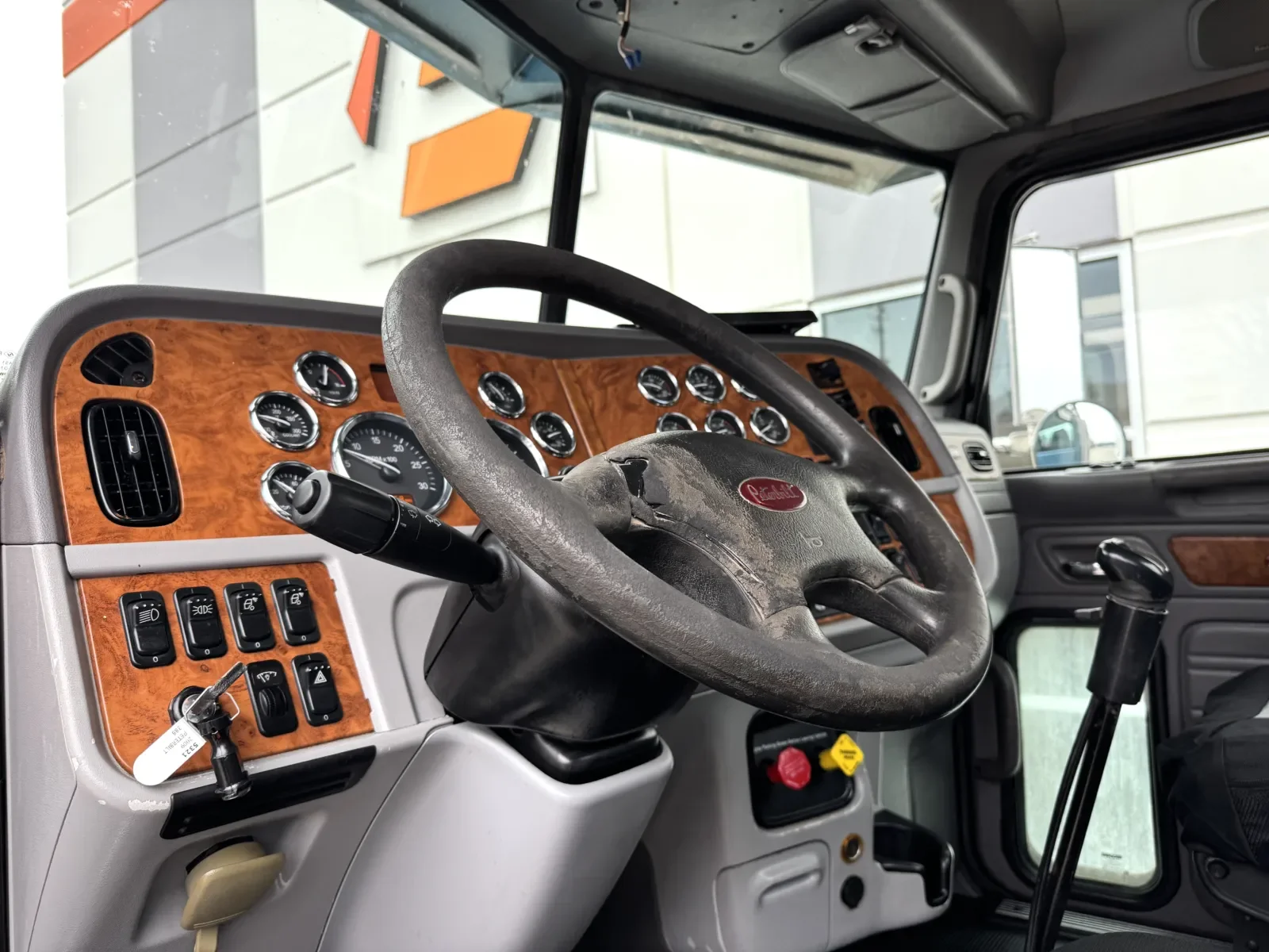 2009 Peterbilt 388 in Greer, SC — photo 15