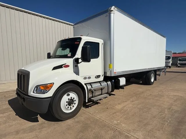 2025 Peterbilt 536 — photo 3