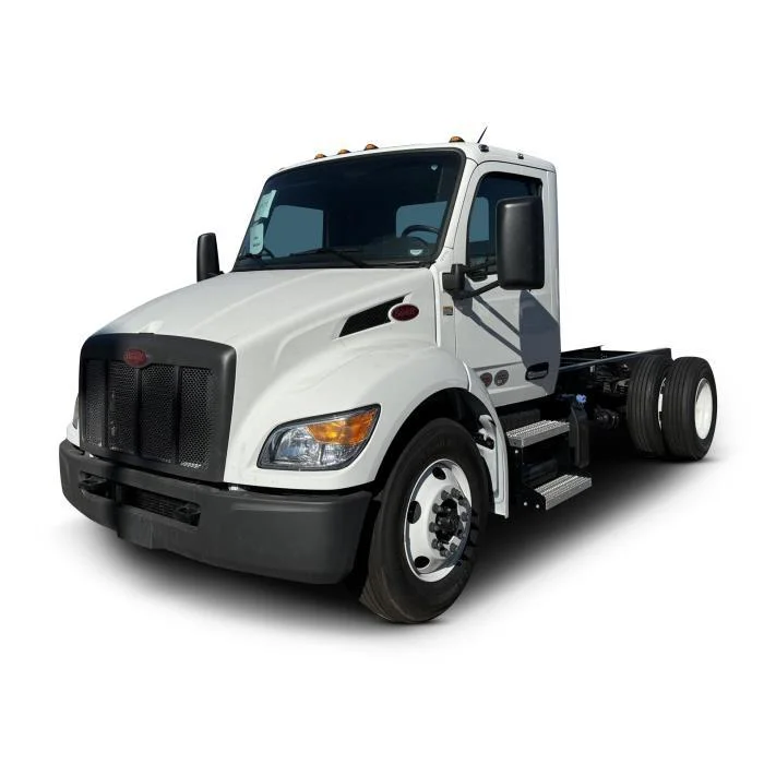 2025 Peterbilt 536 — photo 2