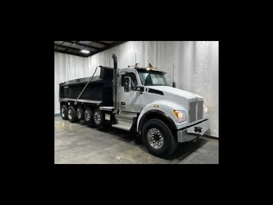2027 Kenworth T880