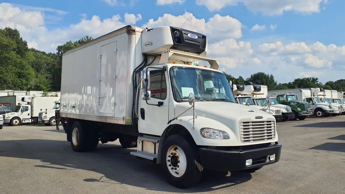 2019 Freightliner M2 106 in Norwood, MA — photo 3