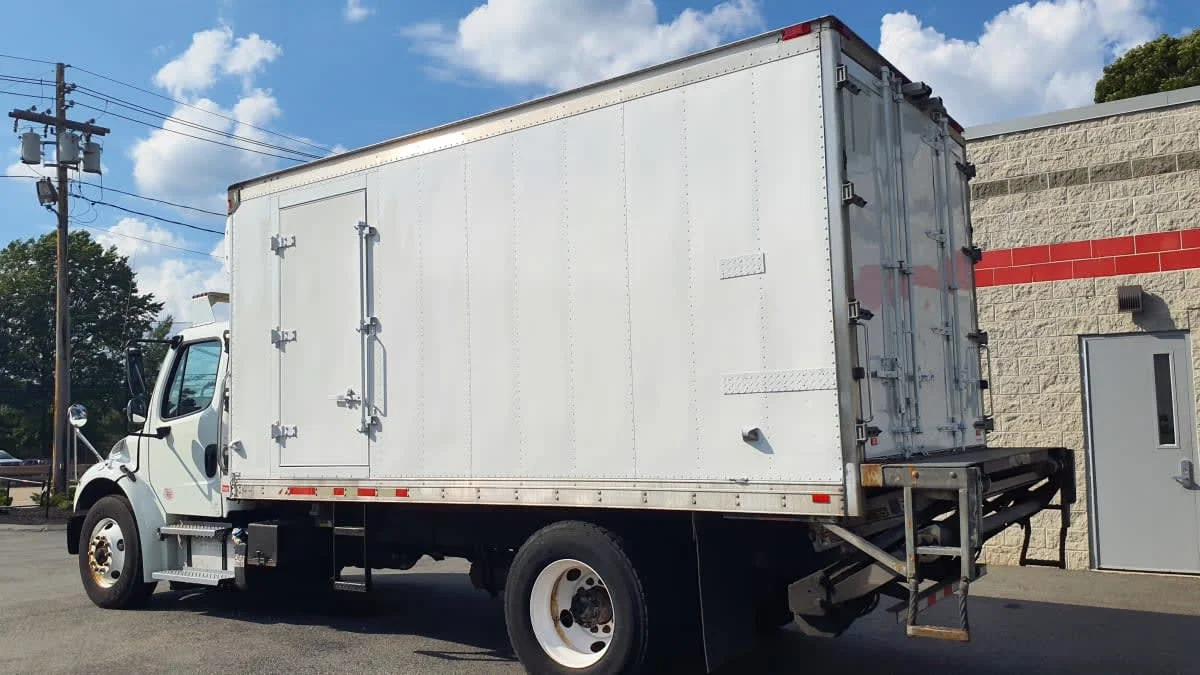 2019 Freightliner M2 106 in Norwood, MA — photo 6