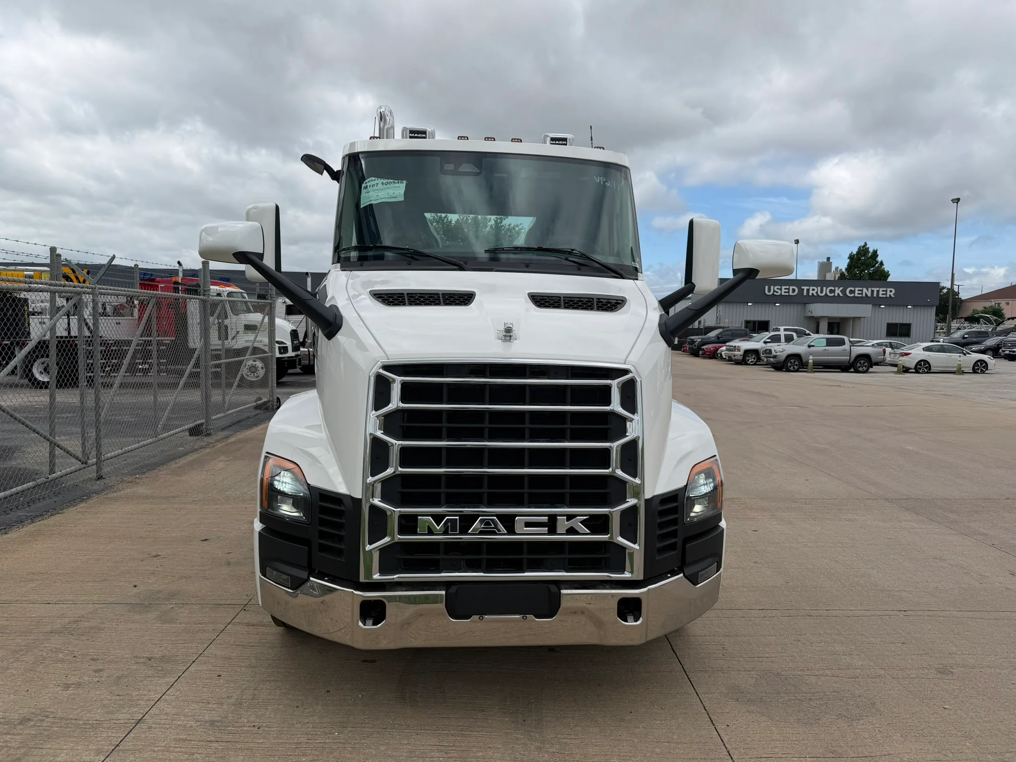 2026 Mack Anthem in Fort Worth, TX — photo 2
