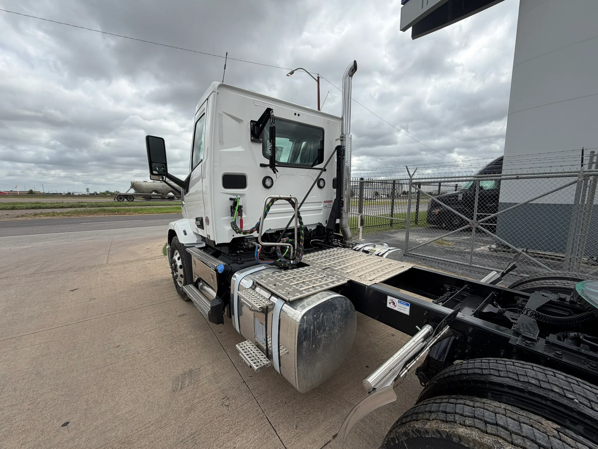 2026 Mack Anthem in Fort Worth, TX — photo 6