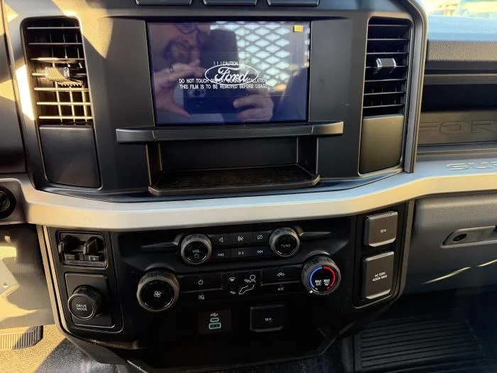 2026 Ford F-550 — photo 17