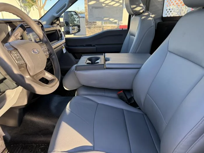 2026 Ford F-550 — photo 15