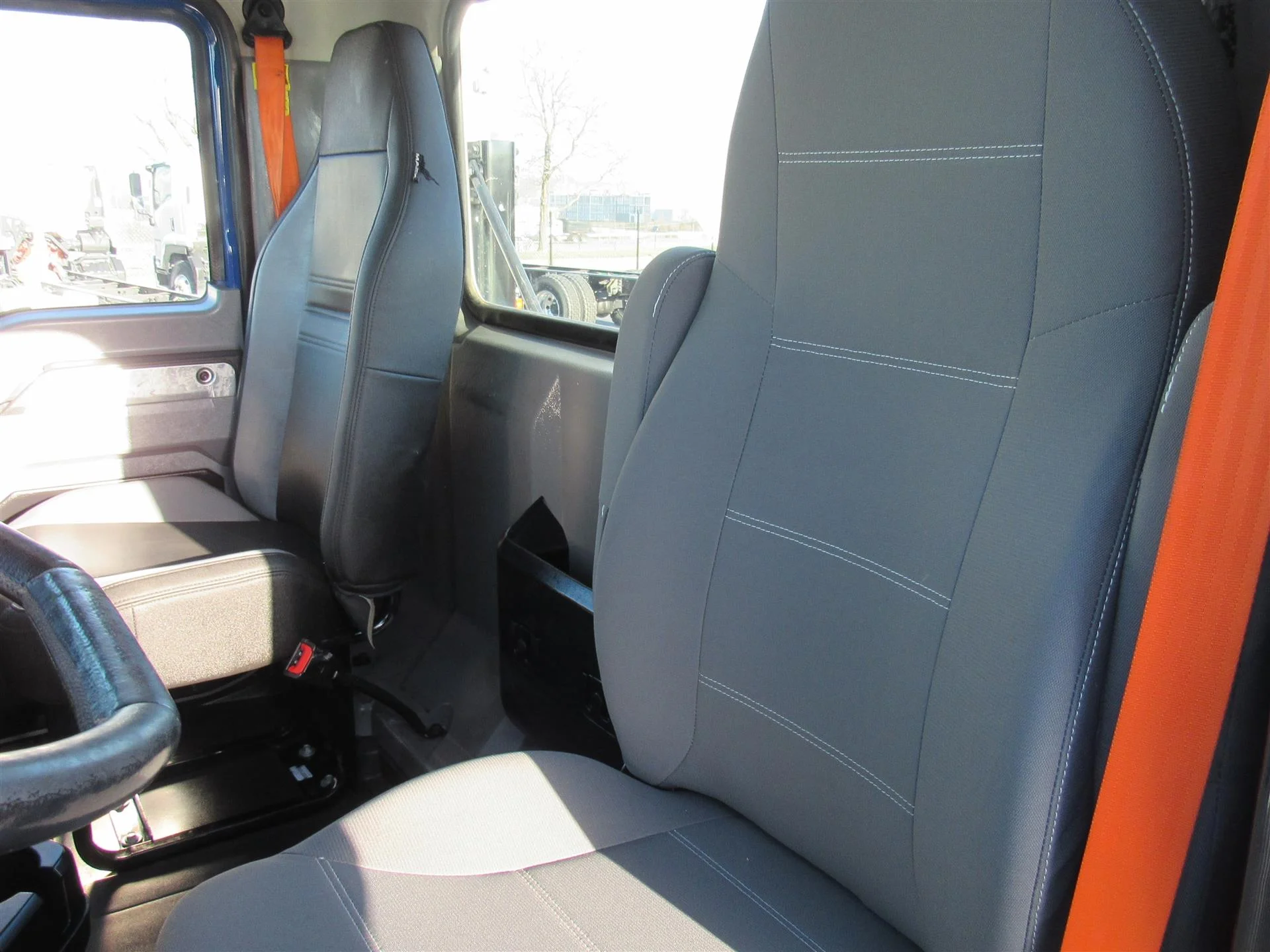 2023 Mack Pinnacle - image 16