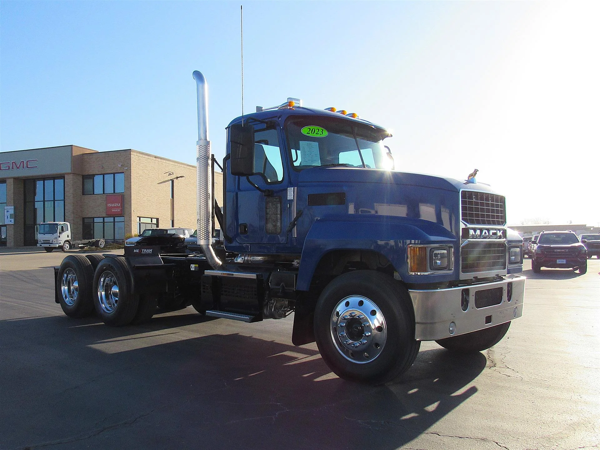 2023 Mack Pinnacle - image 9