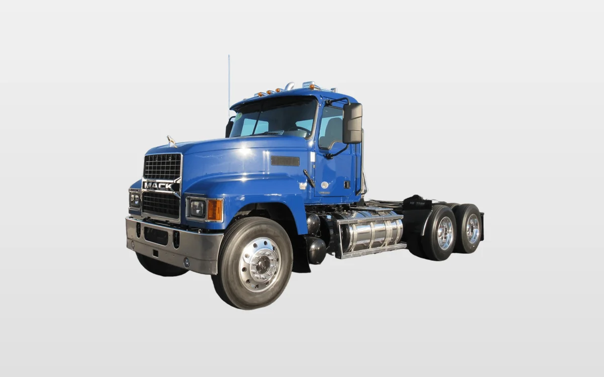 2023 Mack Pinnacle - image 1