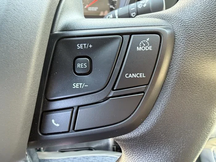 2026 Isuzu NPR - image 12