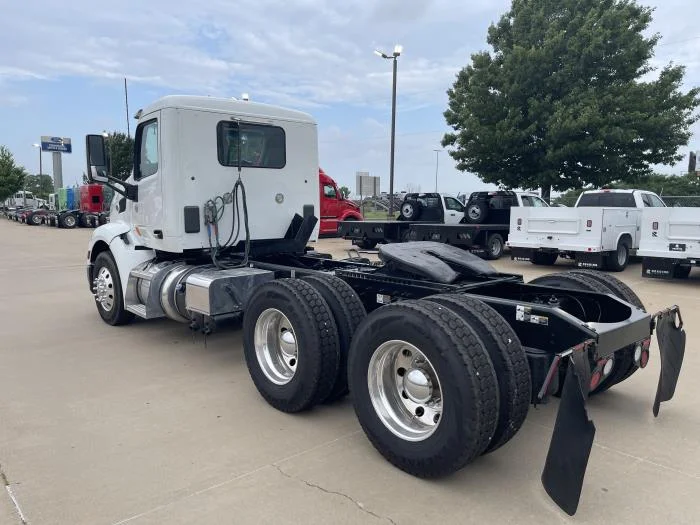 2021 Peterbilt 579 in Oklahoma City, OK — photo 11