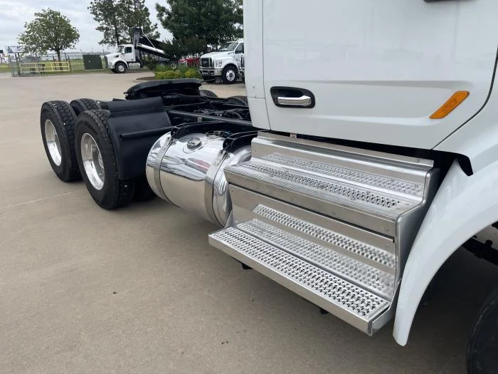 2021 Peterbilt 579 in Oklahoma City, OK — photo 6