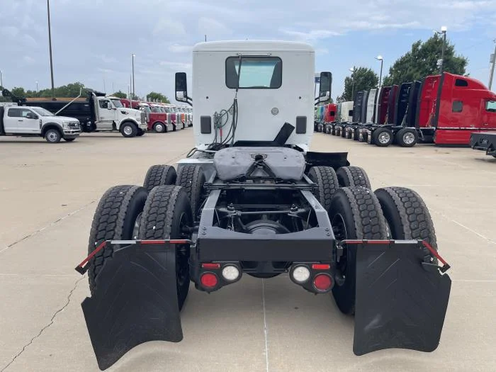 2021 Peterbilt 579 in Oklahoma City, OK — photo 10